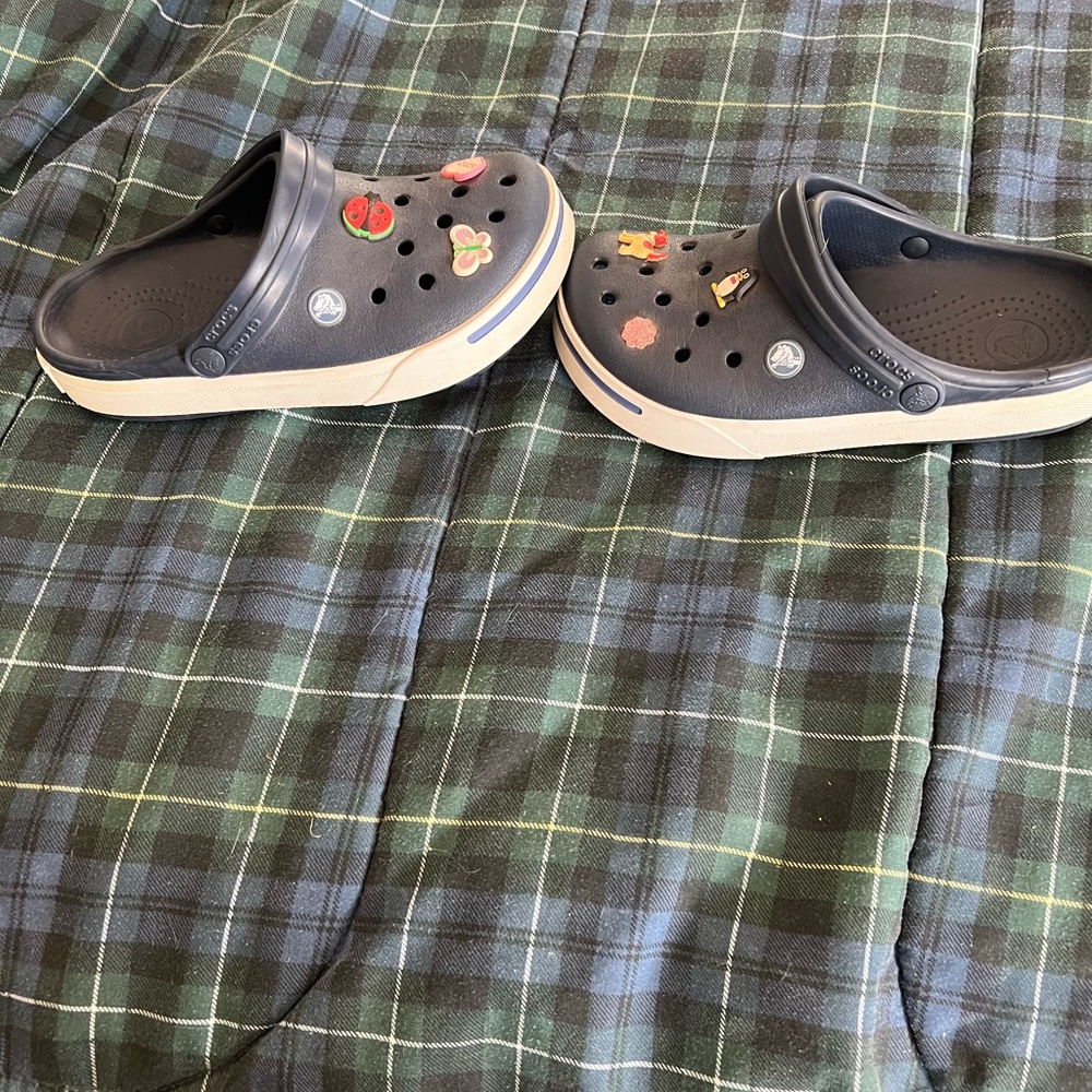 Crocs - Picture 2 of 4